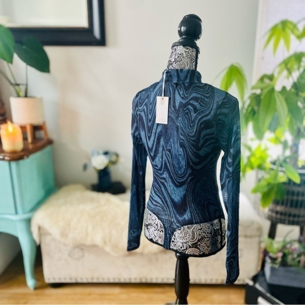 NWT Good American Blue Ink Swirl Mesh Mock Neck Thong Bodysuit, Size 3 / Large - Picture 6 of 8